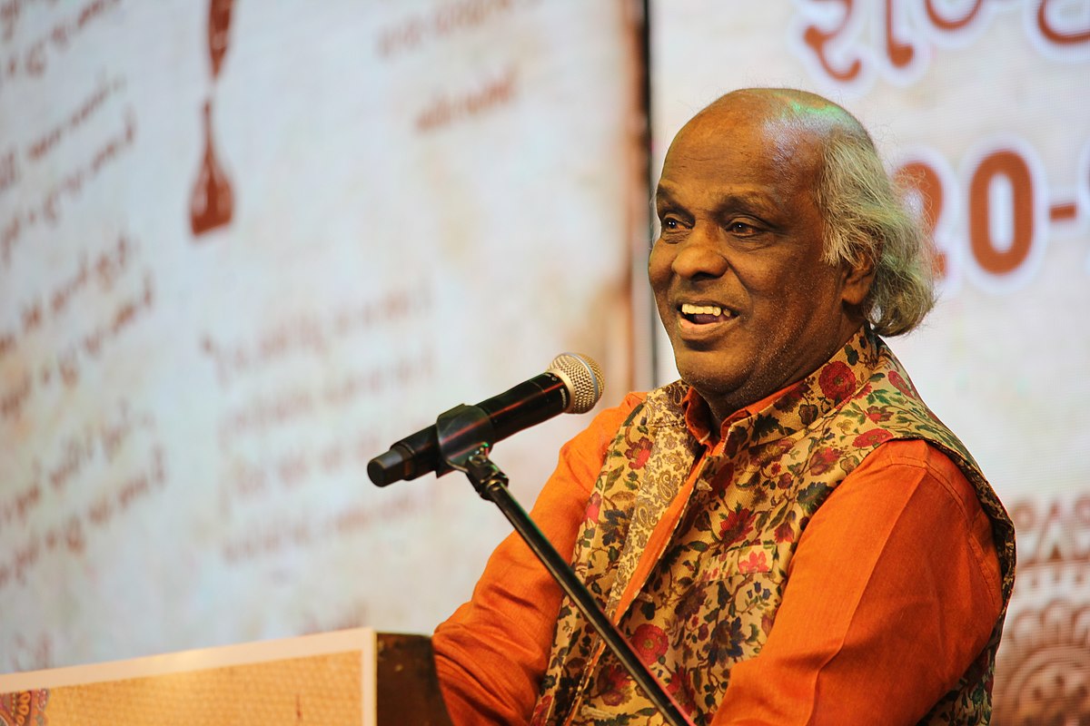Rahat Indori - Mastering the Art of Expressive Poetry | ShayariClassics